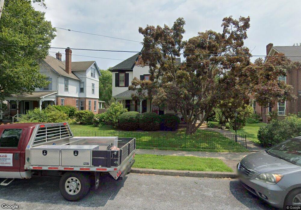 215 Marshall St, Kennett Square, PA 19348 - photo 1