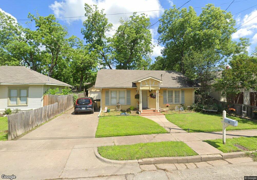 504 W Smith St, Cleburne, TX 76033 - photo 1