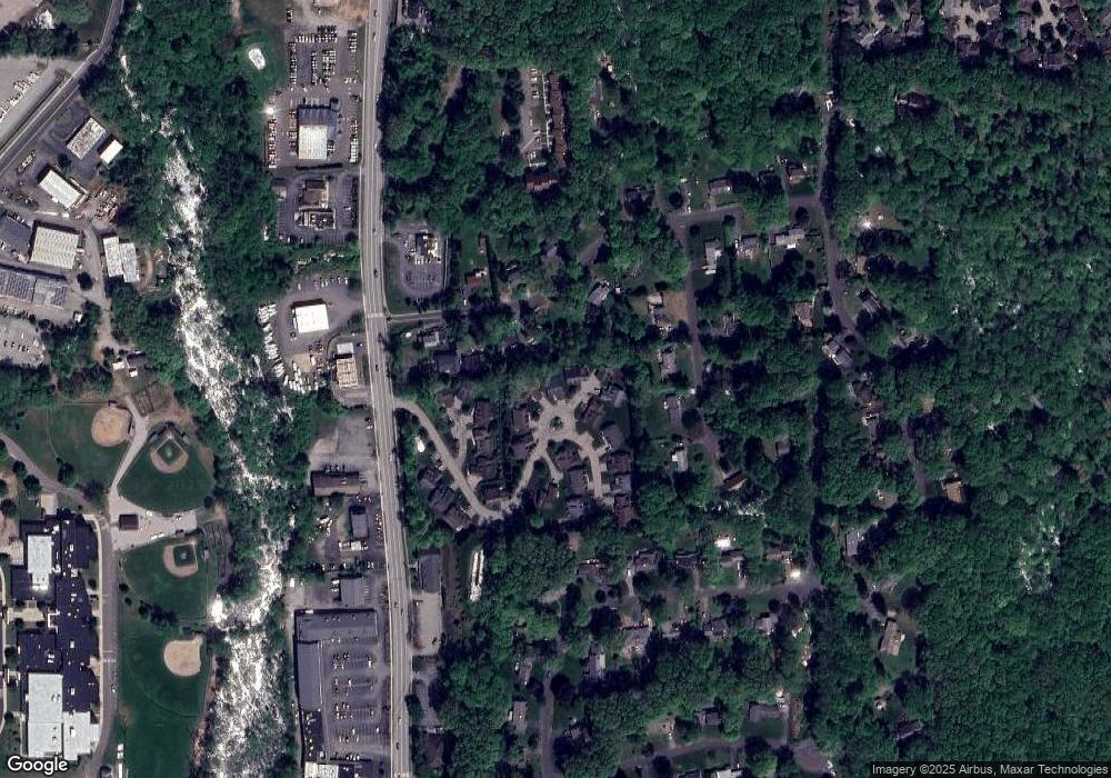 10 Clarks Ln unit 16, Niantic, CT 06357 - photo 1