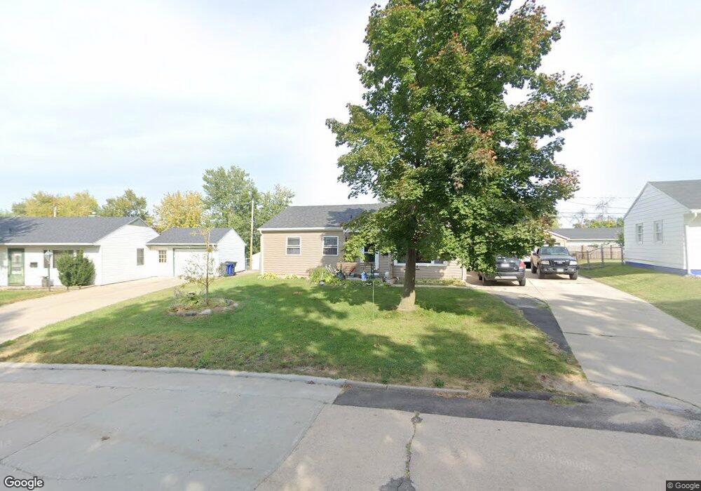 2453 Illinois St SW, Cedar Rapids, IA 52404 - photo 1