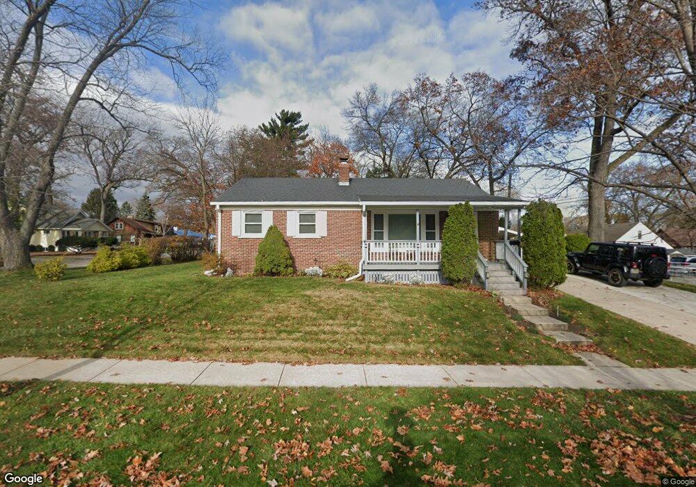 515 Lakeview Ave, Port Huron, MI 48060 - photo 1