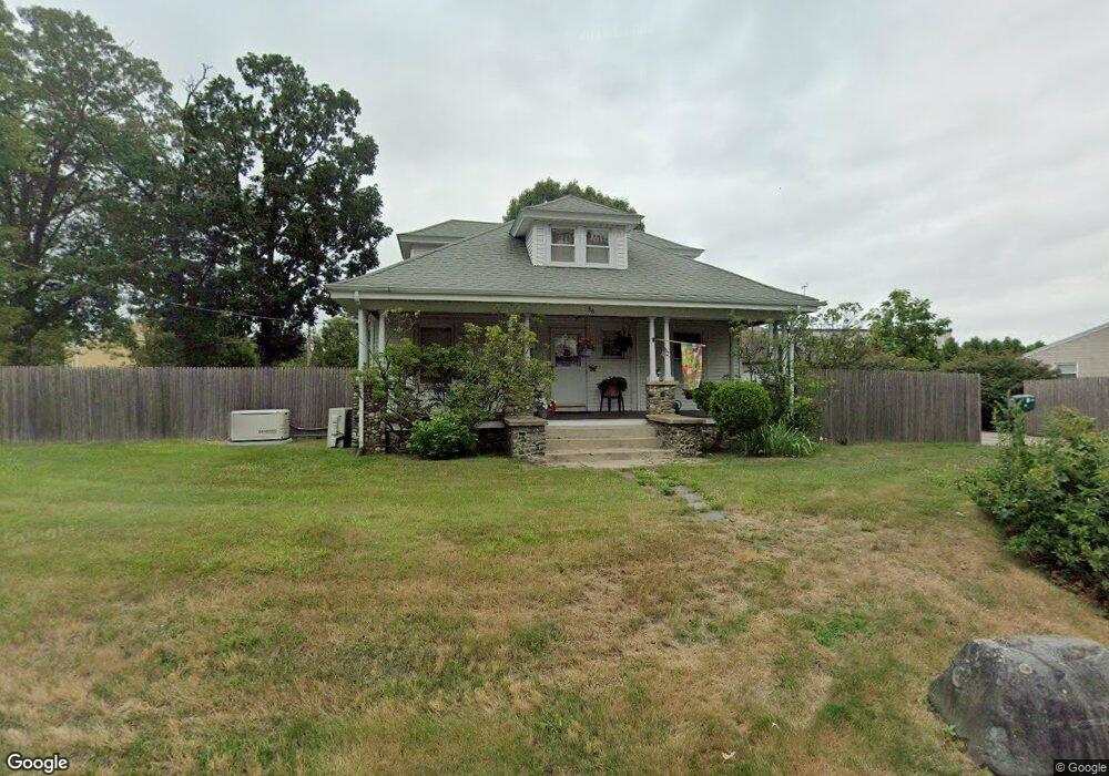 36 Wyoming Ave, Warwick, RI 02888 - photo 1