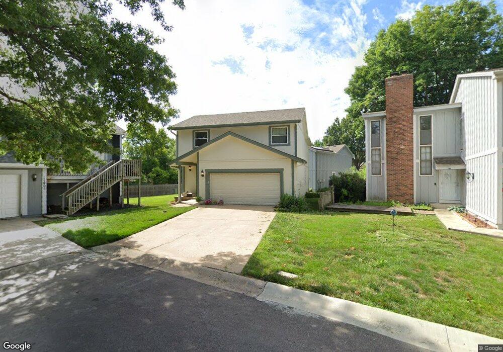 11907 W 66th St, Shawnee, KS 66216 - photo 1
