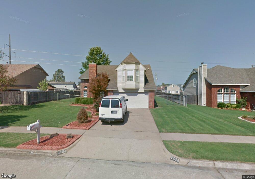 2704 S Maple Ave, Broken Arrow, OK 74012 - photo 1