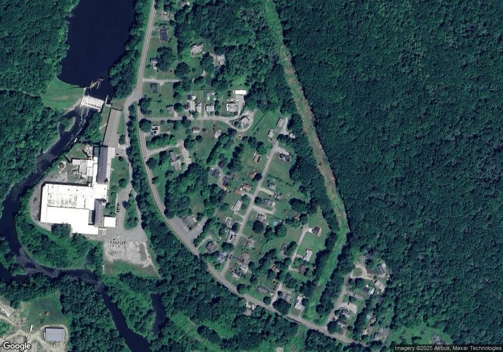 15 Maple St, Great Barrington, MA 01230 - photo 1