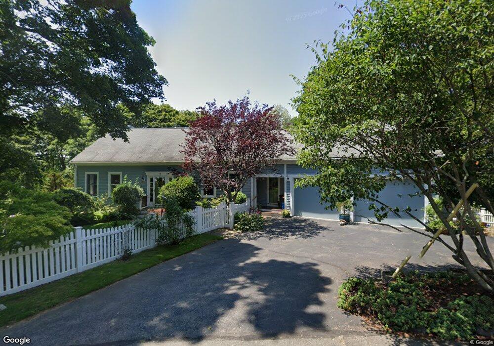 74 Robert Rd, Marblehead, MA 01945 - photo 1