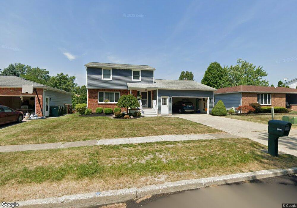 1006 Remington Dr, North Tonawanda, NY 14120 - photo 1