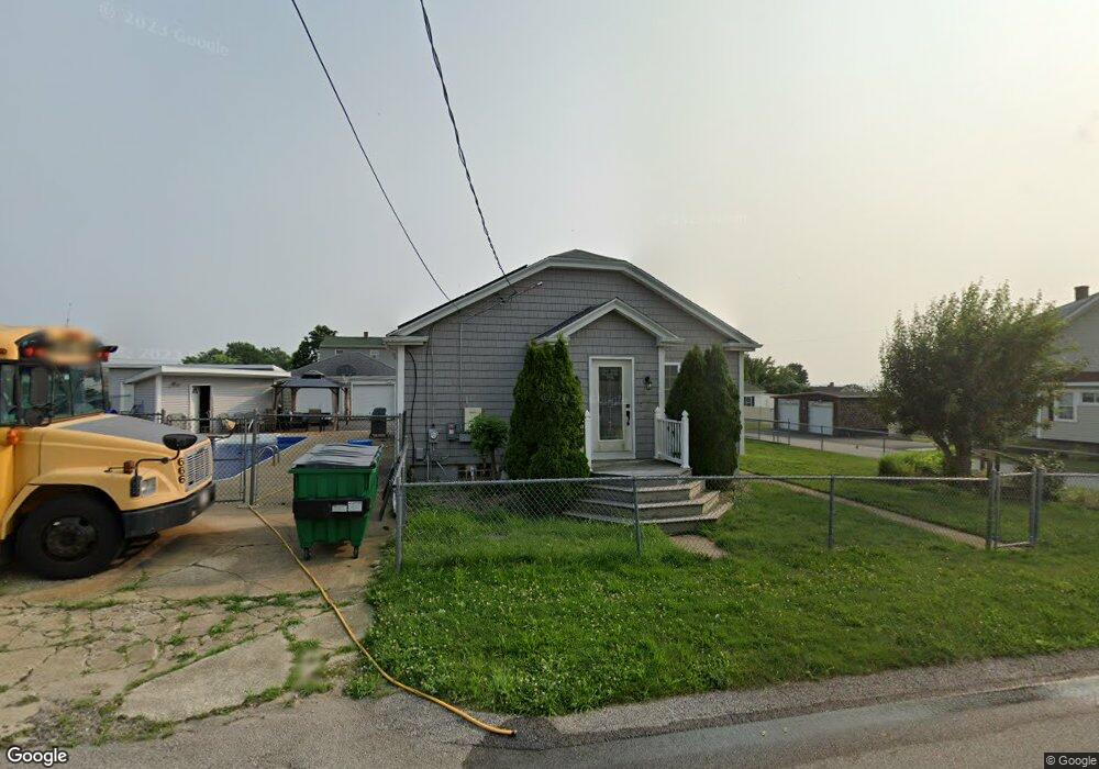 225 Chace Ave, Tiverton, RI 02878 - photo 1