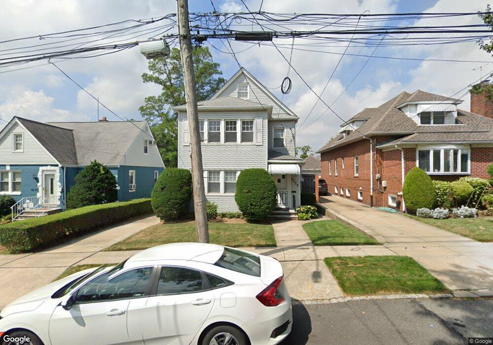 45-32 159 St unit 2nd Fl, Flushing, NY 11358 - photo 1