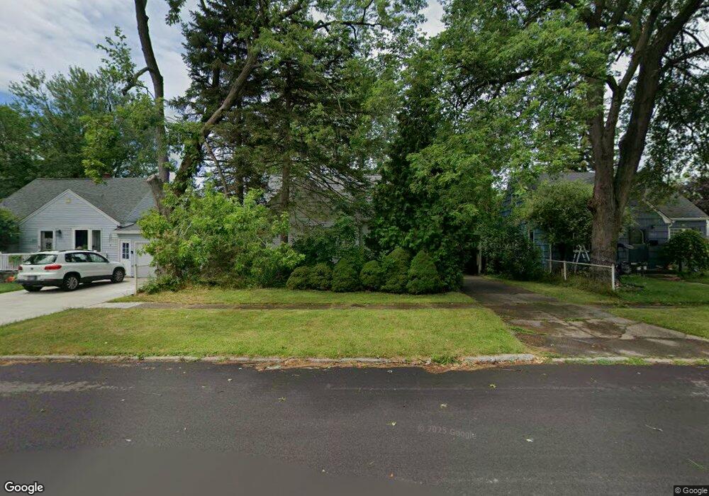 886 Eggert Dr, North Tonawanda, NY 14120 - photo 1