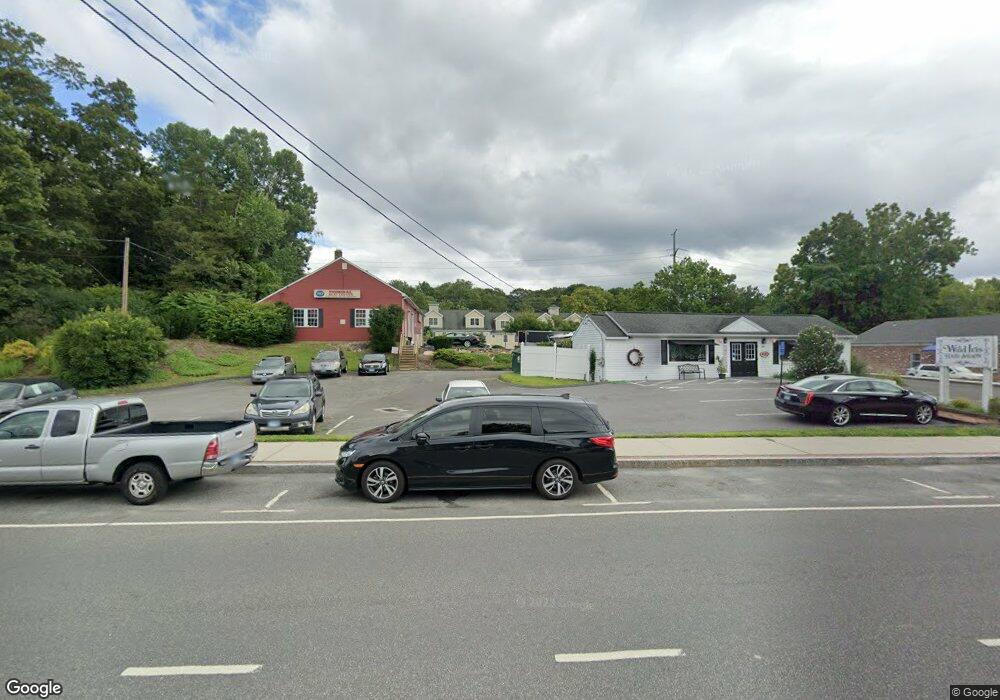 793 Federal Rd unit 2, Brookfield, CT 06804 - photo 1