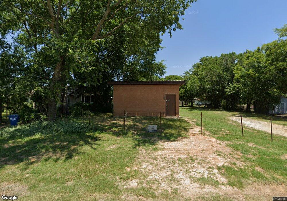 208 Main St, Achille, OK 74720 - photo 1