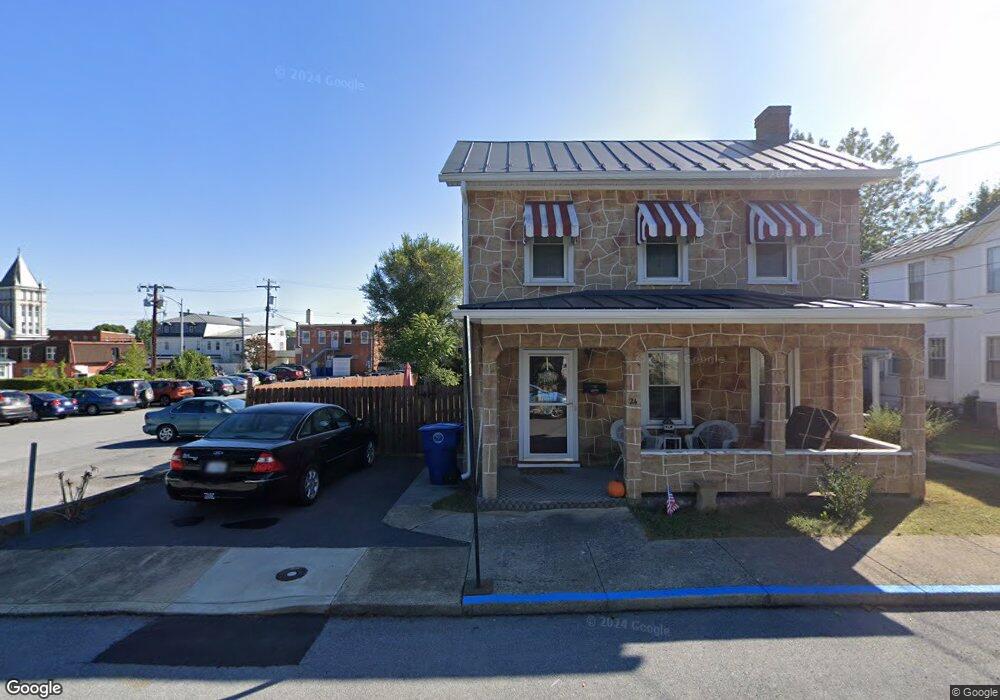 24 Lee St, Front Royal, VA 22630 - photo 1
