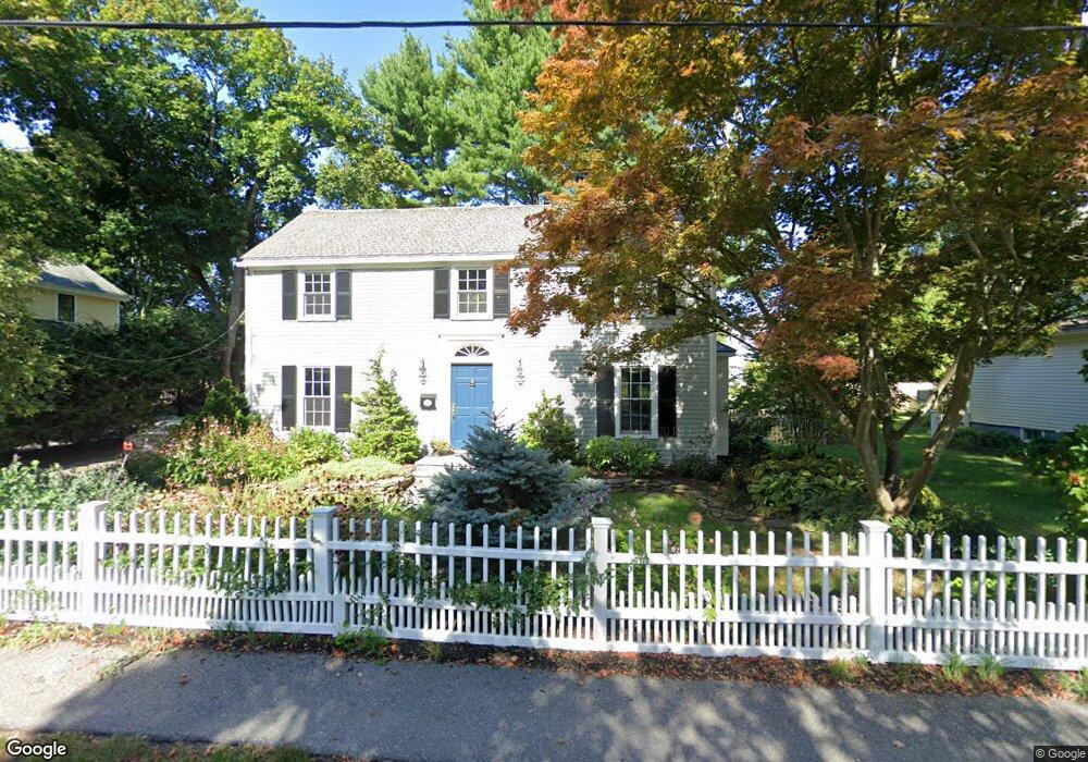 52 Laurel St, Concord, MA 01742 - photo 1