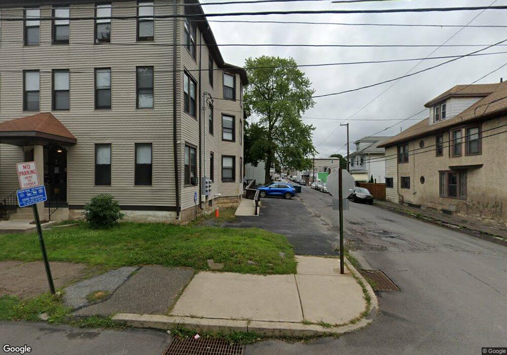 563 N Laurel St, Hazleton, PA 18201 - photo 1