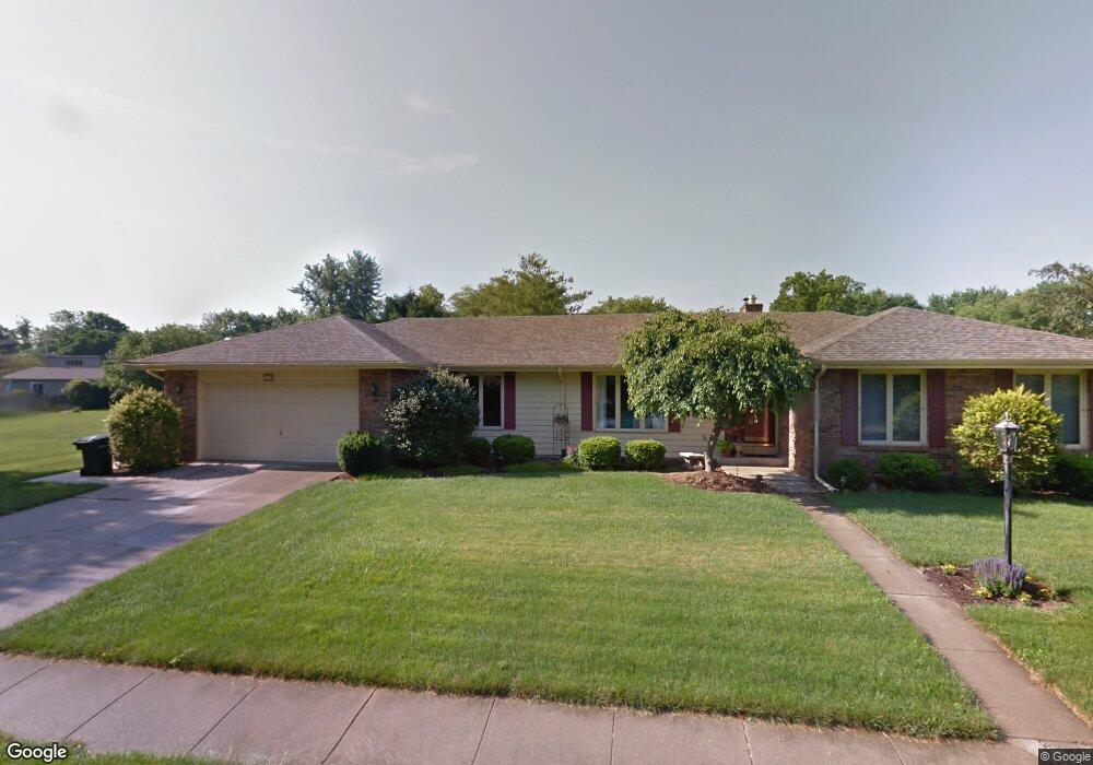 935 Tanbark St, Columbus, IN 47203 - photo 1