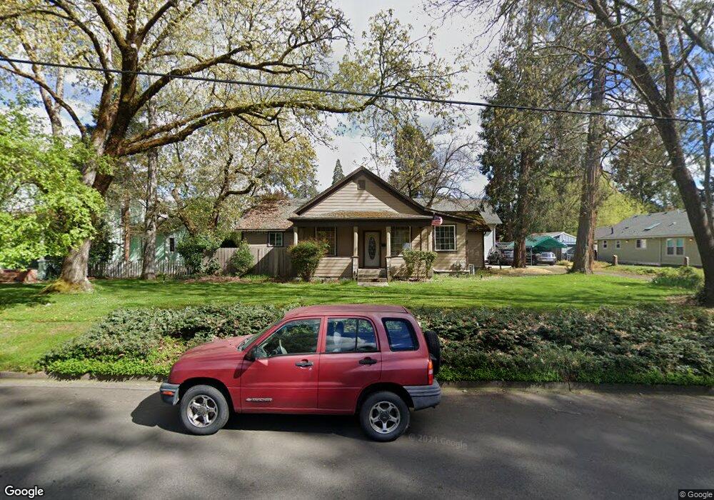 767 NW 2nd St, Grants Pass, OR 97526 - photo 1