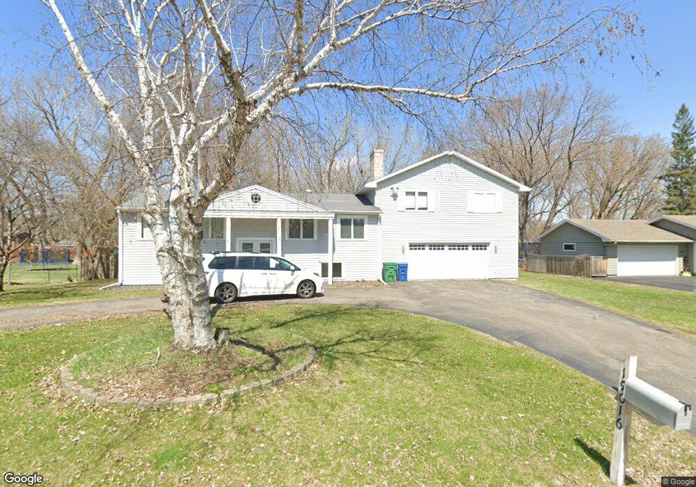 19016 Clear View Dr, Minnetonka, MN 55345 - photo 1