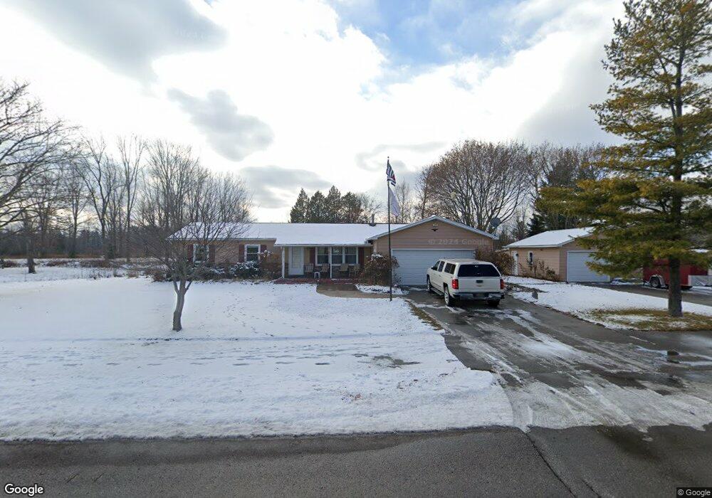 401 W Mill St, Oscoda, MI 48750 - photo 1