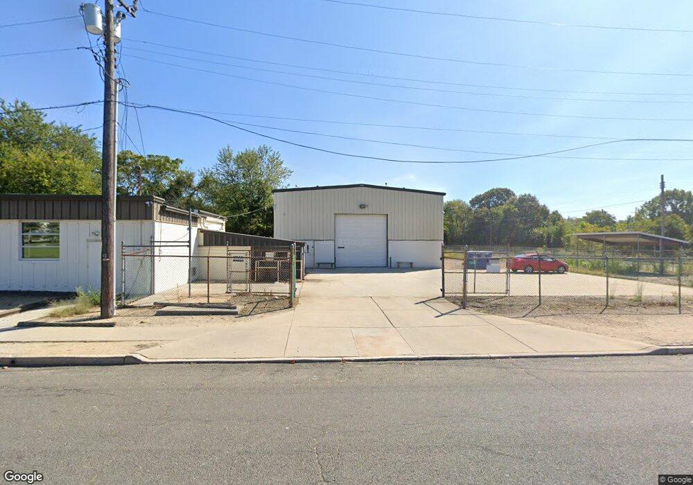 700 Penn Line Rd, Paulsboro, NJ 08066 - photo 1