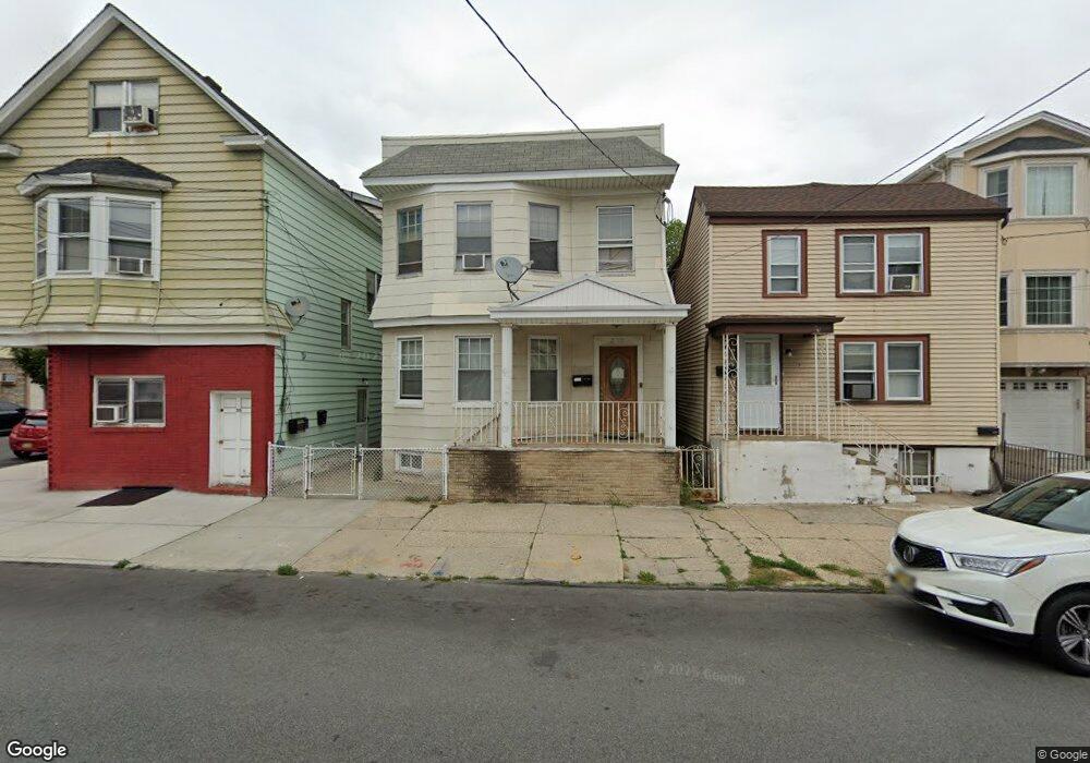 217 N 3rd St, East Newark, NJ 07029 - photo 1