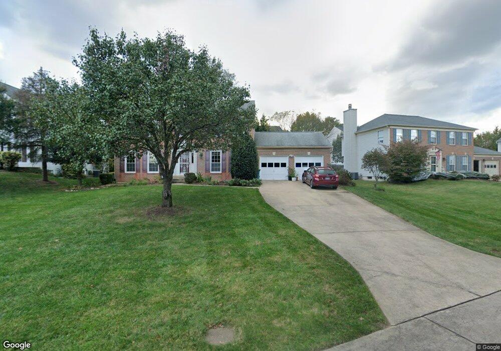 12212 Meadowstream Ct, Herndon, VA 20170 - photo 1