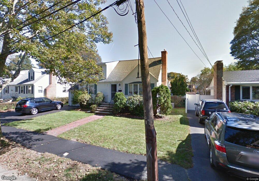 55 Stone Rd, Waltham, MA 02453 - photo 1