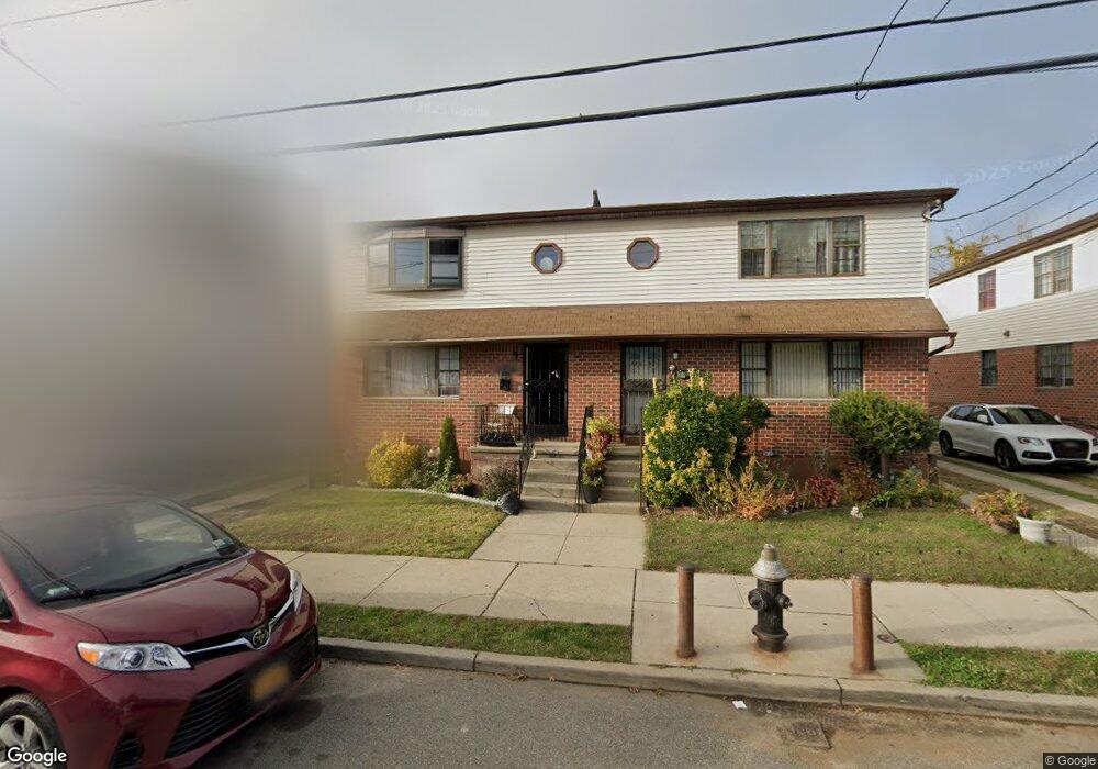 17255 125th Ave, Jamaica, NY 11434 - photo 1