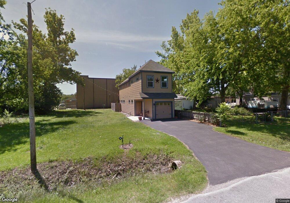 209 Houston St, Tomball, TX 77375 - photo 1