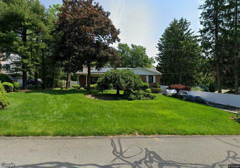 329 Deer Track Ln, Valley Cottage, NY 10989 - photo 1