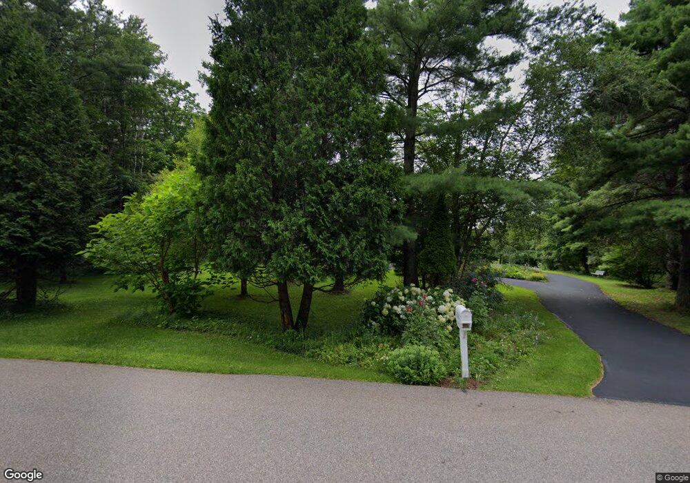 562 Meadowridge Rd, Williston, VT 05495 - photo 1