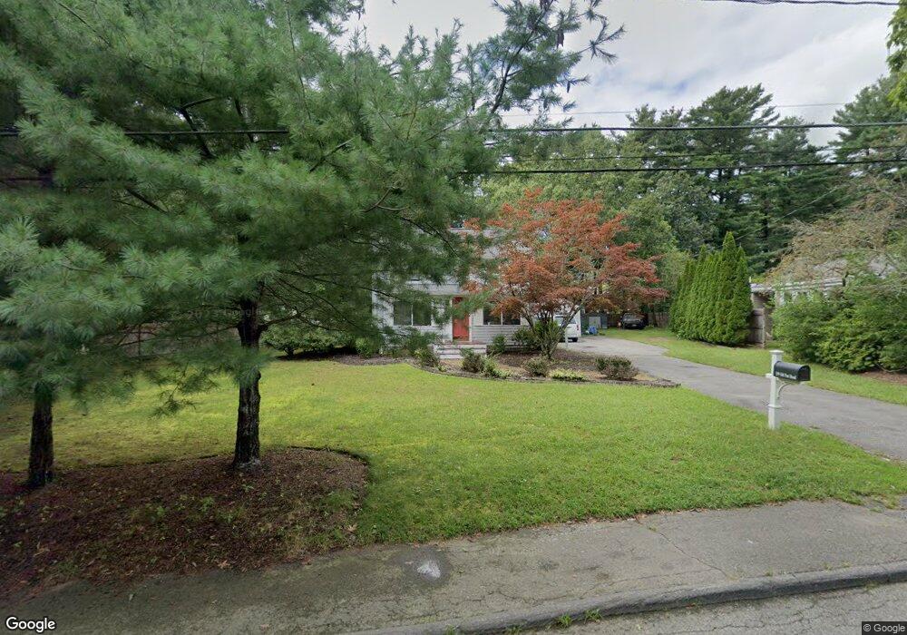 539 Old Post Rd, Walpole, MA 02081 - photo 1