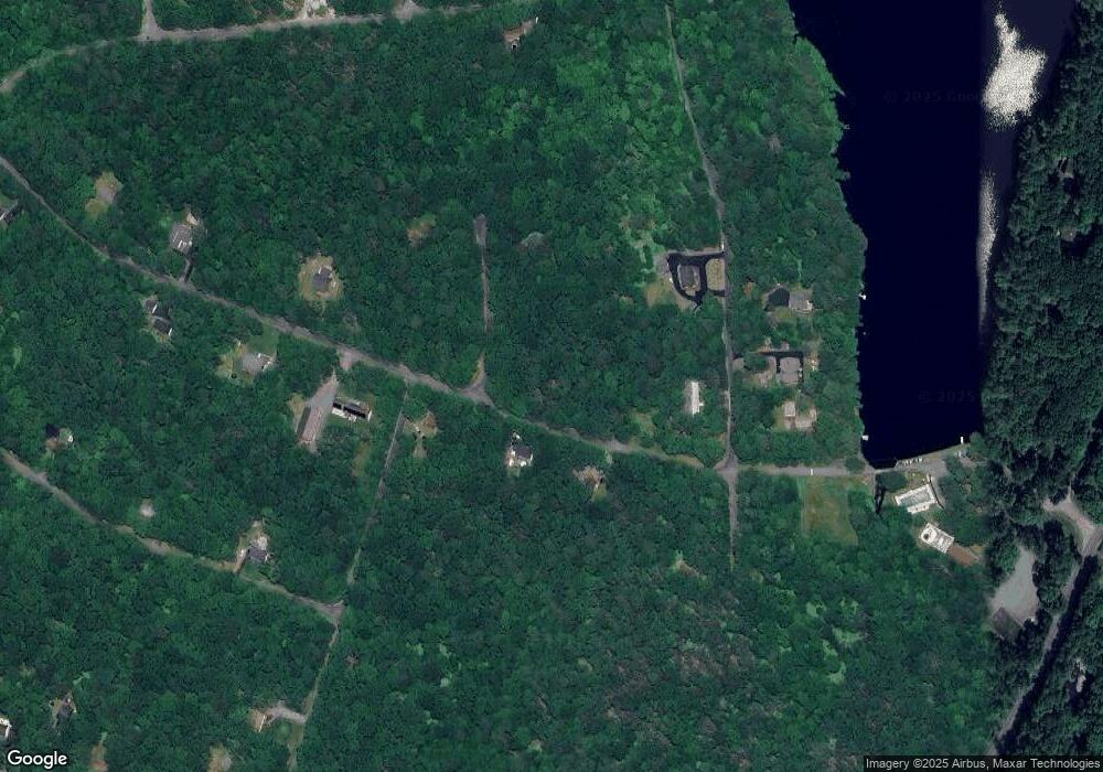 109 Clubhouse Dr, Hawley, PA 18428 - photo 1