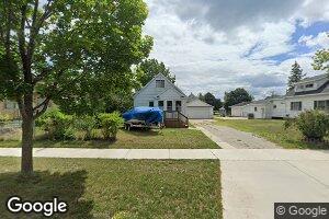 611 Superior Ave, Gladstone, MI 49837