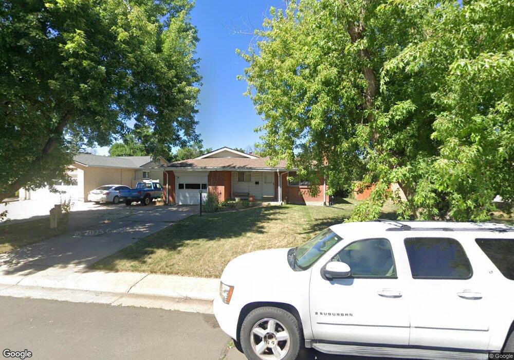 823 Fraser St, Aurora, CO 80011 - photo 1