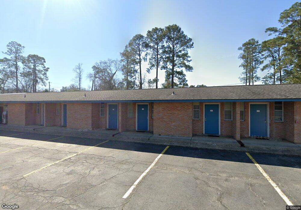 69 W Oak St, Mc Rae, GA 31055 - photo 1