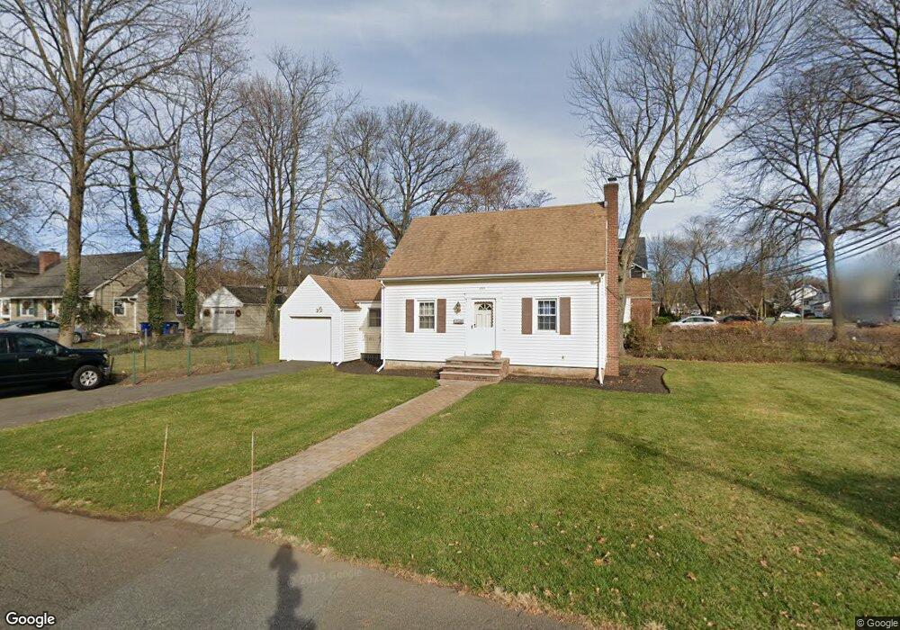 433 Pine Grove Cir, Scotch Plains, NJ 07076 - photo 1