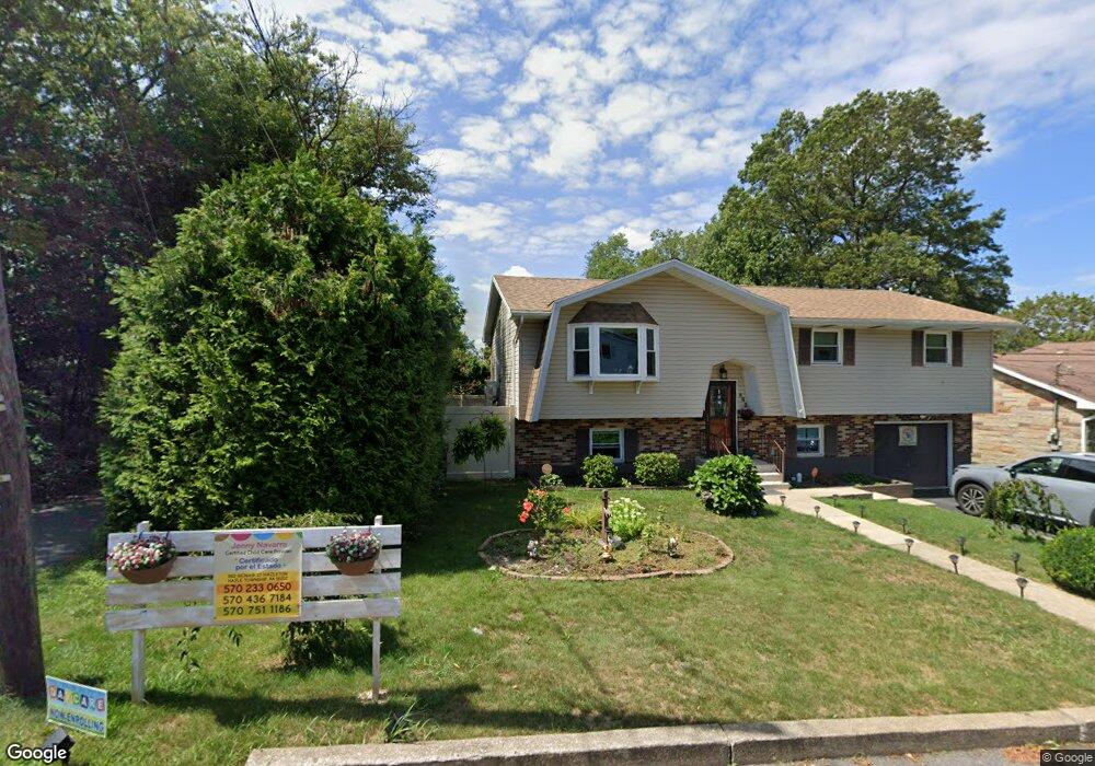 1047 W 17th St, Hazleton, PA 18202 - photo 1