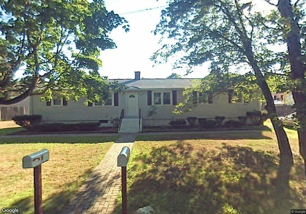 7-9 Evergreen Ave unit 2, Bedford, MA 01730 - photo 1