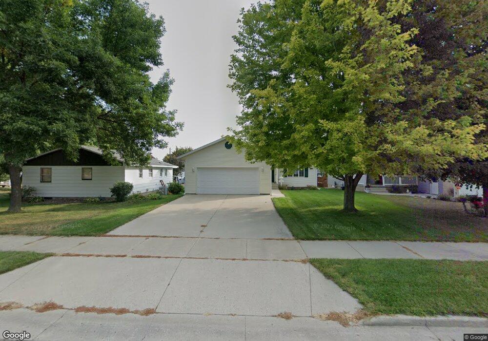 1426 N Payne St, New Ulm, MN 56073 - photo 1