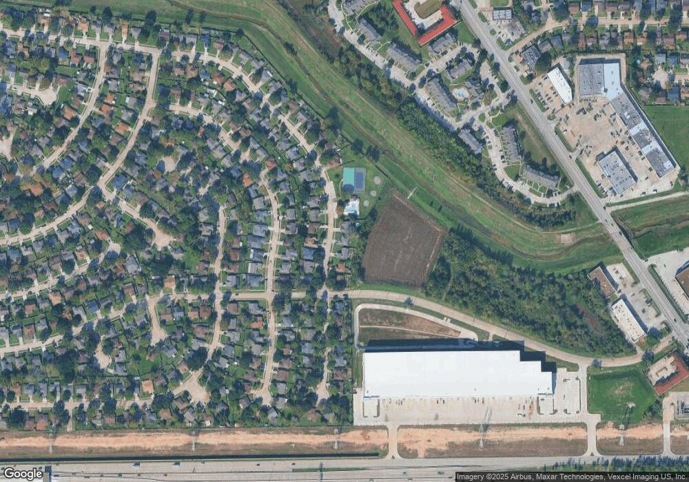 3214 Edgecreek Dr, Houston, TX 77066 - photo 1