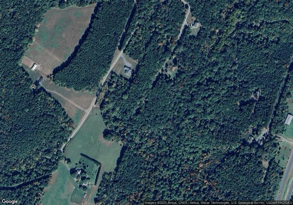 259 Tralee Dr, Cross Junction, VA 22625 - photo 1