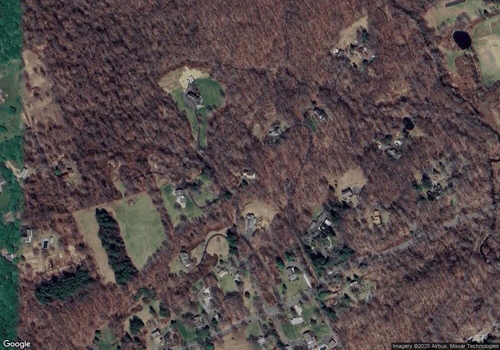 77 Cross Hwy, Redding, CT 06896 - photo 1