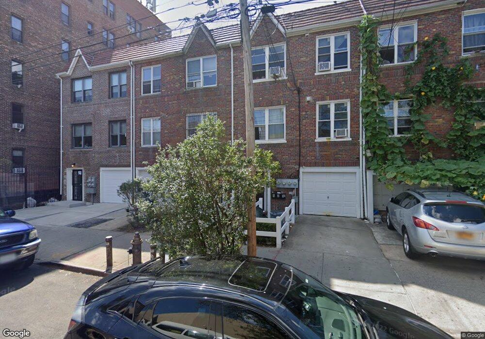 40-24 Benham St unit 1st Fl, Elmhurst, NY 11373 - photo 1