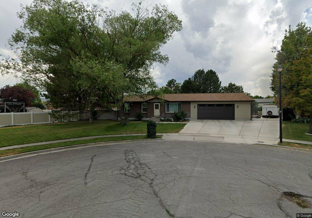 2869 Lastrada Cir, Riverton, UT 84065 - photo 1