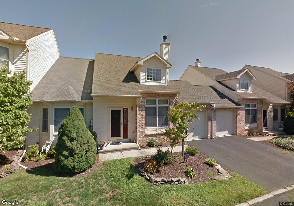 259 Ridings Cir, Macungie, PA 18062 - photo 1