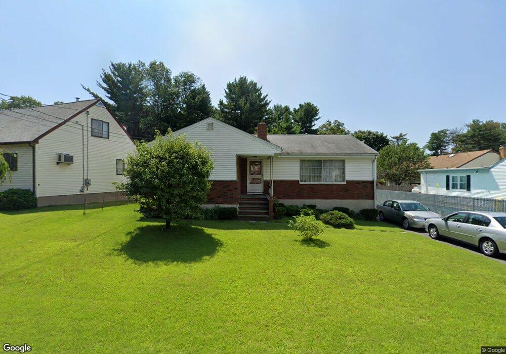 34 Trojan Dr, Bridgeport, CT 06610 - photo 1