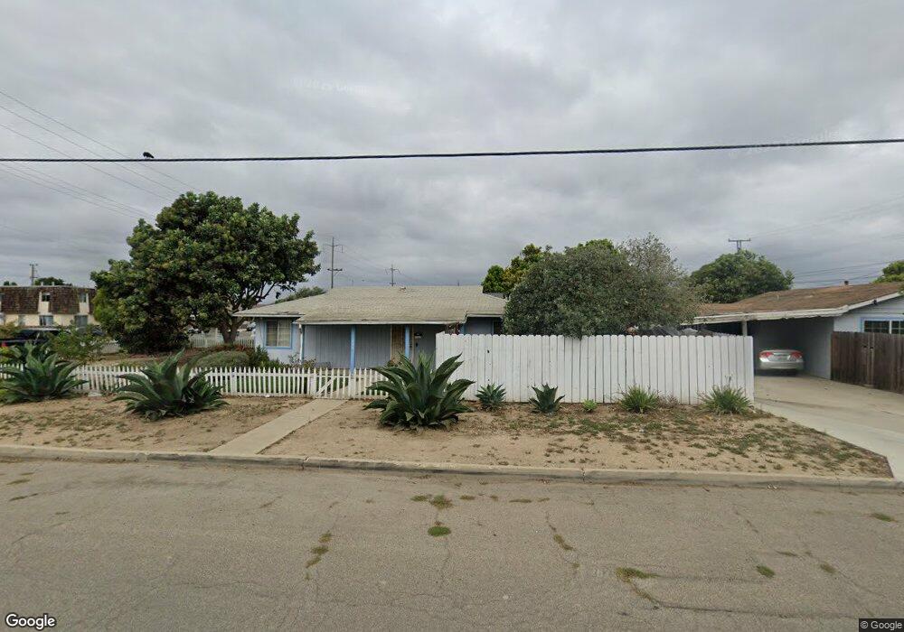 305 E Maple Ave, Lompoc, CA 93436 - photo 1