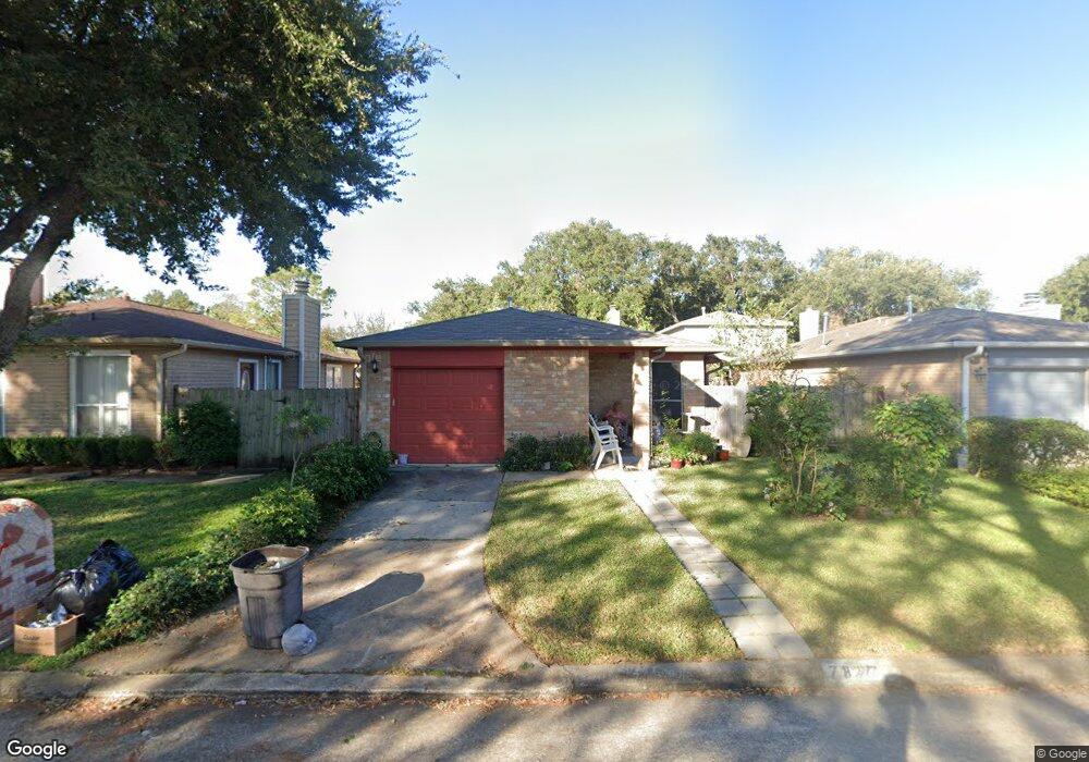 7827 Mauvewood Dr, Houston, TX 77040 - photo 1
