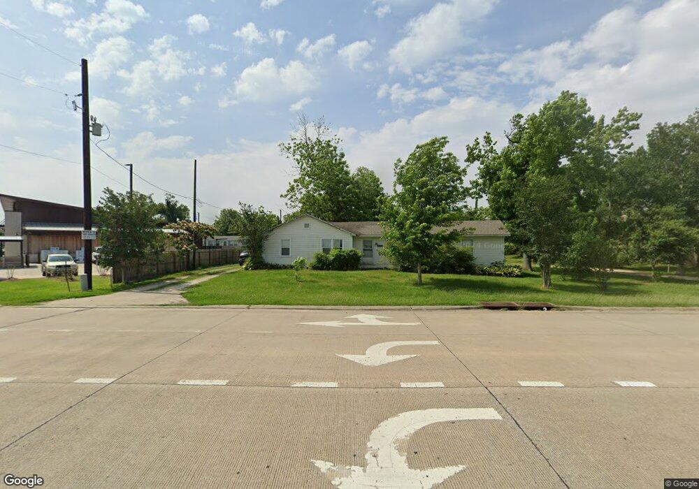 1829 W Prien Lake Rd, Lake Charles, LA 70605 - photo 1